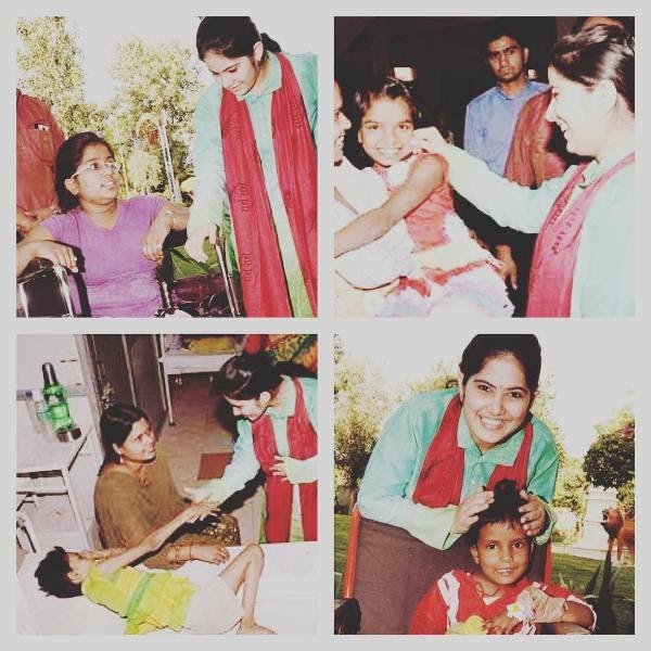Jaya Kishori with the Children of Narayan Seva Sansthan