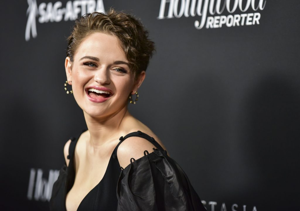 joey king attends the hollywood reporter and sag aftra news photo 1571621641